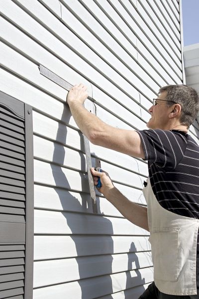 Cost of Vinyl Siding Service in Richmond